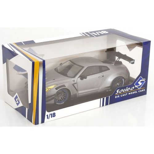 NISSAN GT-R (R35) W/LIBERTY WALK BODY KIT 2.0 2023 SILVER 1:18 Solido Auto Stradali Modellino