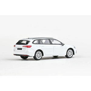 SKODA SUPERB IV COMBI 2023 WHITE 1:43 Abrex Auto Stradali Modellino
