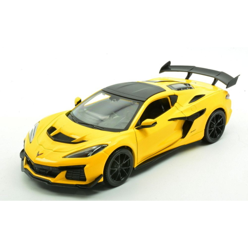 CHEVROLET CORVETTE ZR1 COUPE' 2025 YELLOW 1:24 Maisto Auto Stradali Modellino