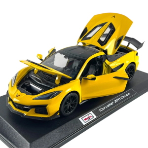 CHEVROLET CORVETTE ZR1 COUPE' 2025 YELLOW 1:24 Maisto Auto Stradali Modellino