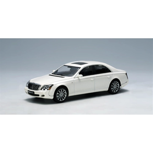 MAYBACH 57 S 2005 WHITE 1:43 AutoArt Auto Stradali Modellino