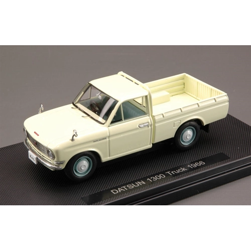 DATSUN TRUCK 1300 1966 IVORY 1:43 Ebbro Auto Stradali Modellino