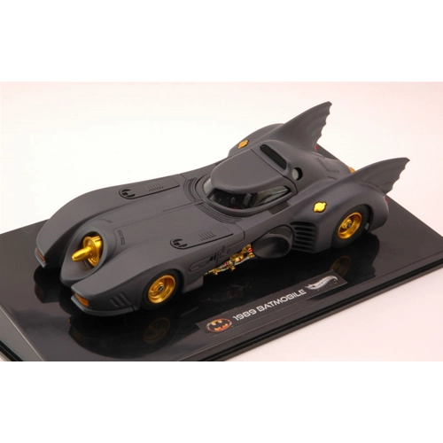 BATMAN BATMOBILE 1989 1:43 Hot Wheels Movie Modellino