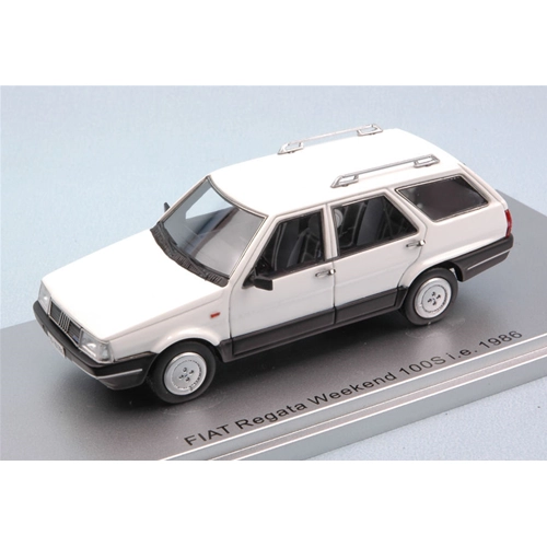 FIAT REGATA WEEKEND 100S i.e. 1986 WHITE 1:43 Kess Model Auto Stradali Modellino