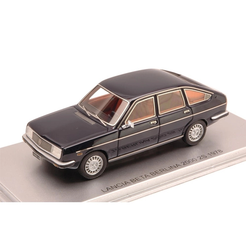 LANCIA BETA BERLINE 1600 2S 1978 BLUE LANCIA 1:43 Kess Model Auto Stradali Modellino