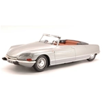 CITROEN DS 21 CHAPRON PALM BEACH 1968 SILVER (LUCI FUNZIONANTI) 1:18 Metal-18 Auto Stradali Modellino