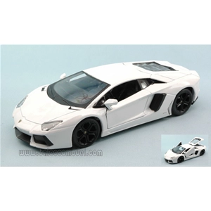 LAMBORGHINI AVENTADOR LP700-4 2011 WHITE 1:24 Maisto Auto Stradali Modellino