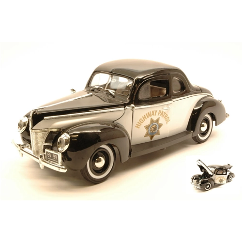 FORD DELUXE COUPE' 1940 HIGHWAY PATROL 1:18 MotorMax Forze dell'Ordine Modellino