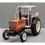 TRATTORE FIAT 880 2x4 CABINA BIANCA 1:32 Replicagri Mezzi Agricoli e Accessori Modellino