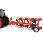 ARATRO QUADRIVOMERE A BILANCIERE KUBOTA RM2005V 1:32 Universal Hobbies Mezzi Agricoli e Accessori Modellino