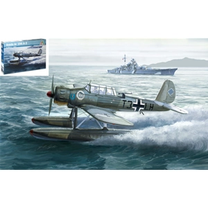 ARADO AR 196A GERMAN BATTLESHIP KIT 1:48 Italeri Kit Aerei Modellino