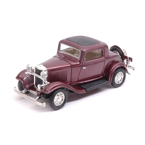 FORD 3-WINDOW COUPE' 1932 BURGUNDY 1:43 Lucky Die Cast Auto d'Epoca Modellino