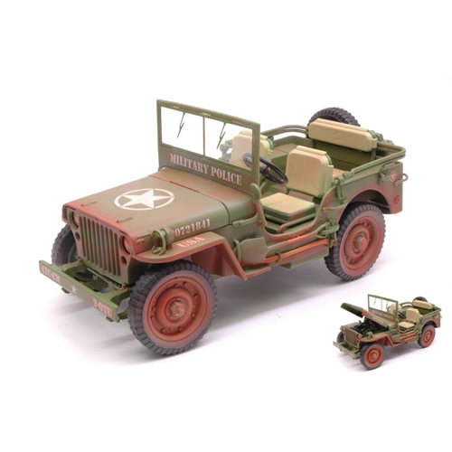 JEEP WILLYS 1944 MILITARY POLICE GREEN SPORCA 1:18 Triple 9 Mezzi Militari Modellino