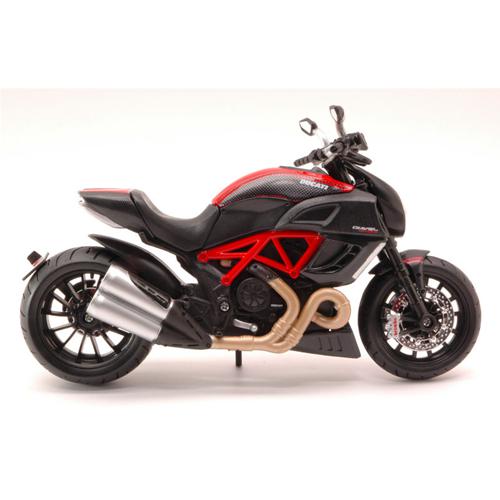 DUCATI DIAVEL CARBON 2011 1:12 Maisto Moto Modellino