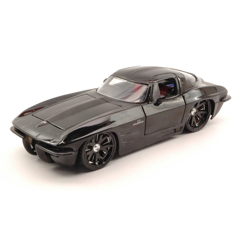CHEVY CORVETTE STINGRAY 1963 BLACK WITH BLACK WHEELS 1:24 Jada Toys Tuning Modellino