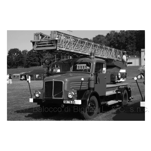 ISA S4000 DL 1962 FIRE BRIGADE 1:43 Ixo Model Pompieri Modellino