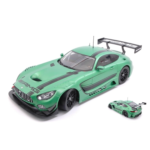 MERCEDES AMG GT3 METALLIC 2016 GREEN 1:18 Paragon Models Auto Stradali Modellino