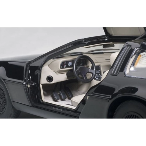 DE LOREAN DMC-12 1981 METALLIC BLACK 1:18 AutoArt Auto Stradali Modellino
