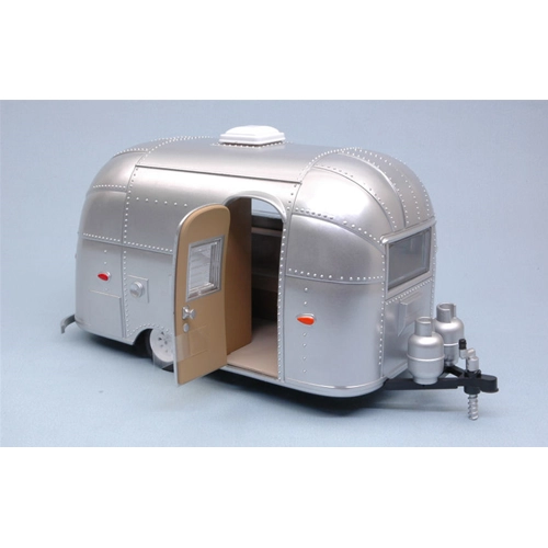 ROULOTTE BAMBI AIRSTREAM POLISHED SILVER 1:24 Greenlight Auto Stradali Modellino