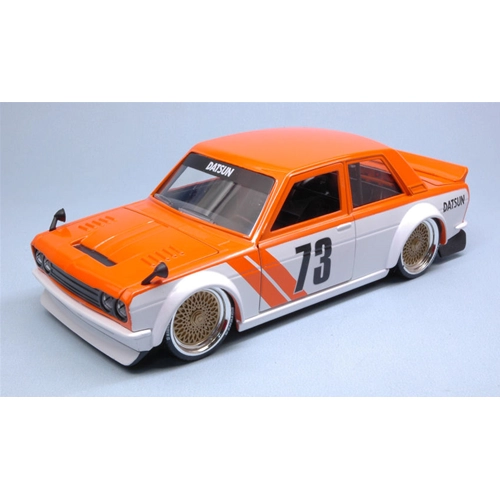 DATSUN 510 1973 WIDEBODY N.73 WHITE/ORANGE "JDM TUNERS" 1:24 Jada Toys Tuning Modellino