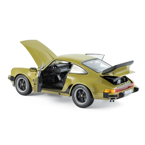 PORSCHE 911 TURBO 3.3 1977 OLIVE GREEN 1:18 Norev Auto Stradali Modellino