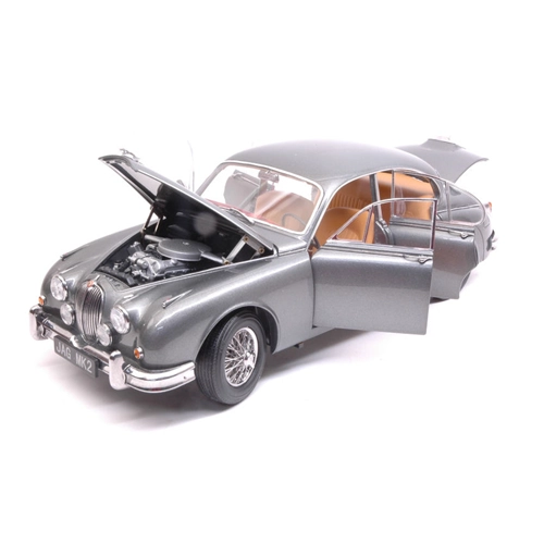 JAGUAR MARK II 1962 3.8 GUNMETAL 1:18 Paragon Models Auto Stradali Modellino