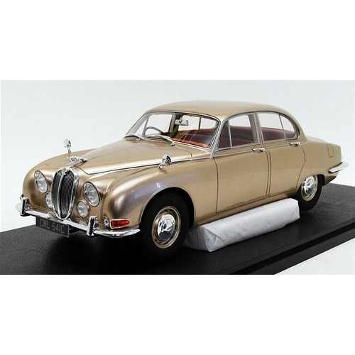 JAGUAR S-TYPE 1965 METALLIC GOLD 1:18 Cult Scale Models Auto Stradali Modellino