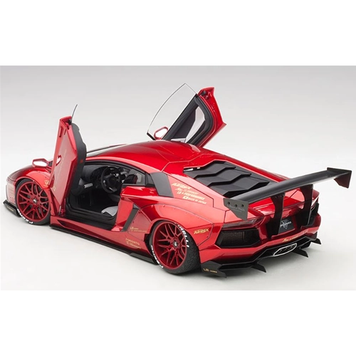 LIBERTY WALK LAMBORGHINI AVENTADOR METALLIC 2015 RED 1:18 AutoArt Movie Modellino