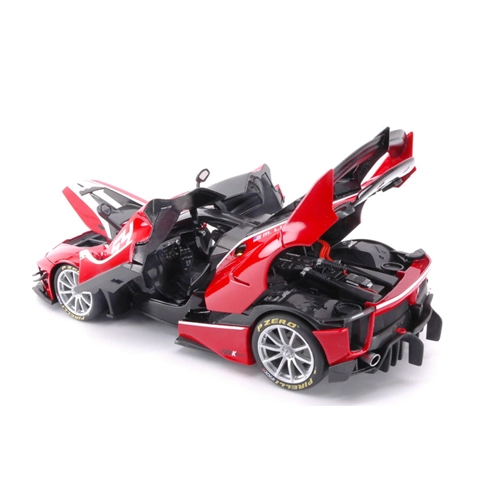 FERRARI FXX-K EVOLUZIONE N.54 RED SIGNATURE WITH SHOWCASE FINALI MONDIALI 2017 M.LUZICH 1:18 Burago Auto Competizione Modellino