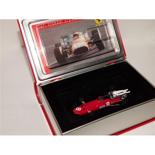 FERRARI 312 B C.AMON N.8 1967 1:43 Hot Wheels Formula 1 Modellino