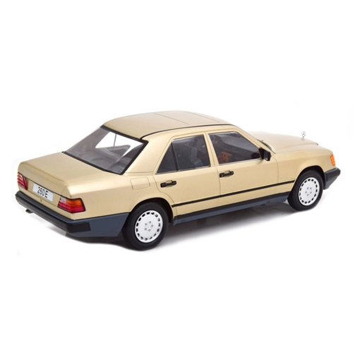 MERCEDES 260 E (W124) 1984 METALLIC LIGHT BROWN 1:18 ModelCarGroup Auto Stradali Modellino