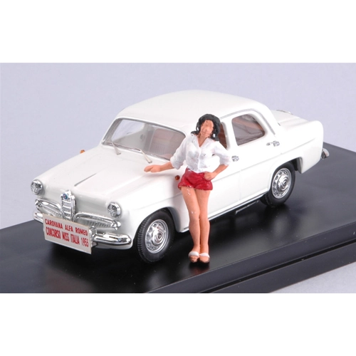 ALFA ROMEO GIULIETTA CONCORSO MISS ITALIA 1955 1:43 Rio Movie Modellino