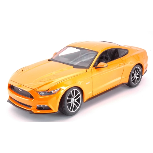 FORD MUSTANG GT 2015 ORANGE 1:18 Maisto Auto Stradali Modellino