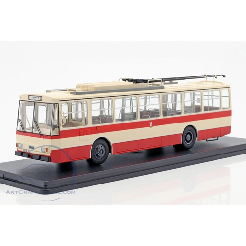 SKODA 14TR WEIMAR BEIGE/RED 1:43 Premium Classixx Autobus Modellino