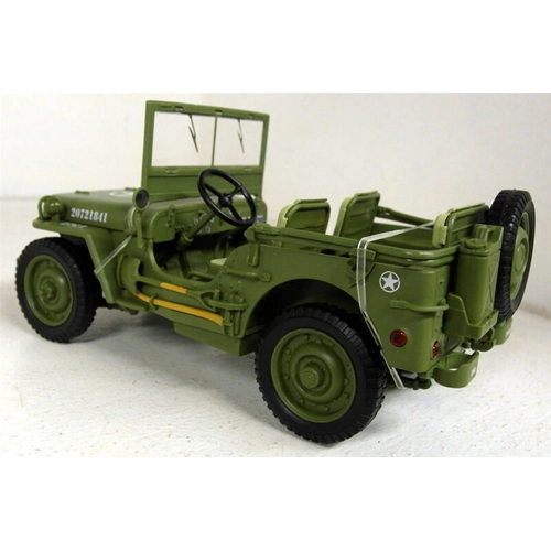 JEEP WILLYS 1944 MILITARY POLICE GREEN 1:18 Triple 9 Mezzi Militari Modellino