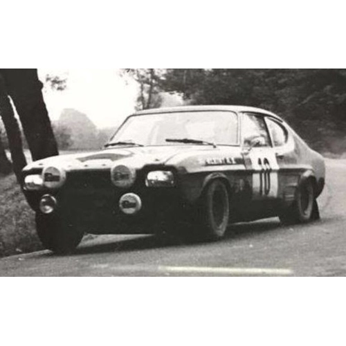 FORD CAPRI N.10 RAJD POLSKY 1972 ROHRL-BERGER 1:43 Ixo Model Auto Rally Modellino