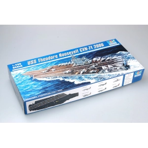 NAVE USS T.ROOSEVELT KIT 1:700 Trumpeter Kit Navi Modellino