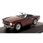 TRIUMPH TR6 1973 DAMSON AMARANT 1:43 Vanguards Auto Stradali Modellino