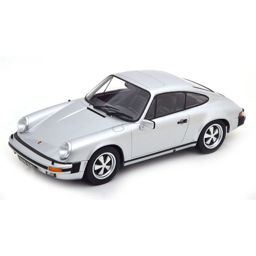 PORSCHE 911 CARRERA 3.0 COUPE' 1977 SILVER 1:18 KK Scale Auto Stradali Modellino