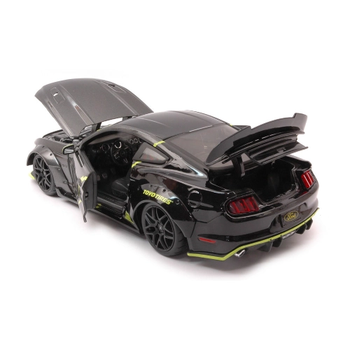 FORD MUSTANG GT 2015 MAISTO DESIGN 1:18 Maisto Tuning Modellino