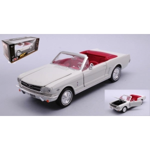 FORD MUSTANG 1/2 CONVERTIBLE 1964 JAMES BOND 007 GOLDFINGER 1:24 MotorMax Movie Modellino