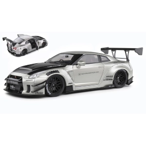 NISSAN GT-R (R35) WITH LIBERTY WALK BODY KIT 2.0 2020 PEARL GREY 1:18 Solido Auto Stradali Modellino
