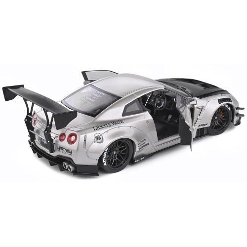 NISSAN GT-R (R35) WITH LIBERTY WALK BODY KIT 2.0 2020 PEARL GREY 1:18 Solido Auto Stradali Modellino