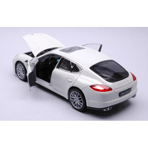 PORSCHE PANAMERA 2009 PEARL-WHITE 1:24 Welly Auto Stradali Modellino