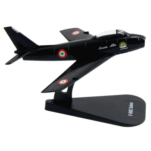 F-86E SABRE 1960 LANCERI NERI 1:100 Italeri Aerei Modellino