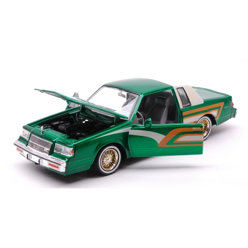 BUICK REGAL 1987 GREEN 1:24 MotorMax Auto Stradali Modellino
