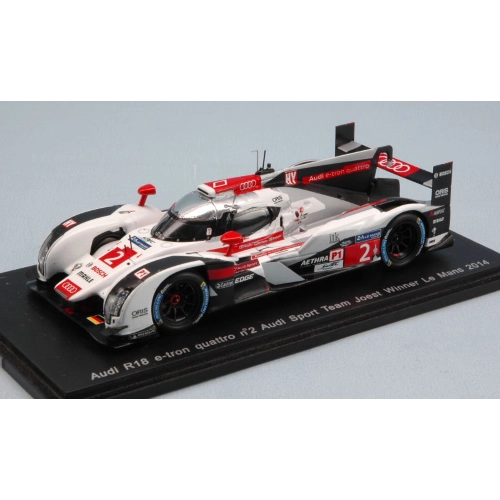 AUDI R18 N.2 WINNER LE MANS 2014 FASSLER-LOTTERER-TRELUYER 1:43 Spark Model Auto Competizione Modellino