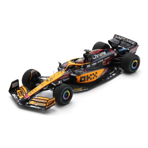 MC LAREN DANIEL RICCIARDO 2022 N.3 5th SINGAPORE GP 1:43 Spark Model Formula 1 Modellino