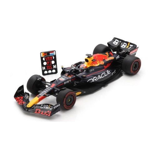 RED BULL RB18 MAX VERSTAPPEN 2022 N.1 WINNER DUTCH GP 1:18 Spark Model Formula 1 Modellino
