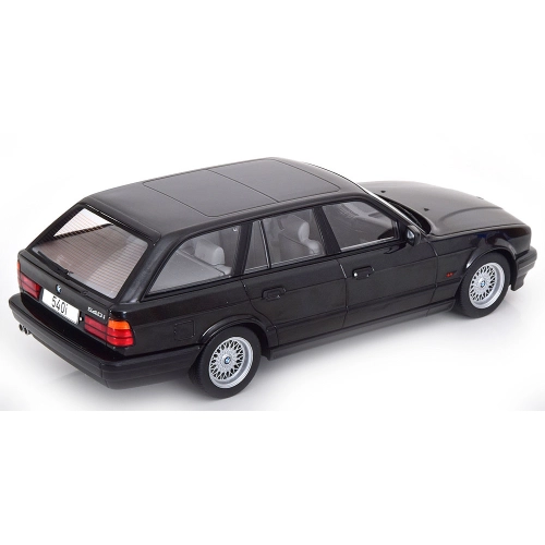 BMW 5 (E34) TOURING 1991 METALLIC BLACK 1:18 ModelCarGroup Auto Stradali Modellino